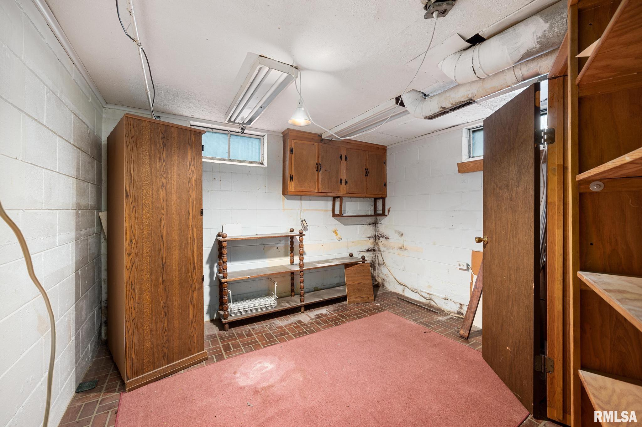 808 West Ridge Road Peoria, IL 61614 - Photo 24 of 33 Gallery Image 24