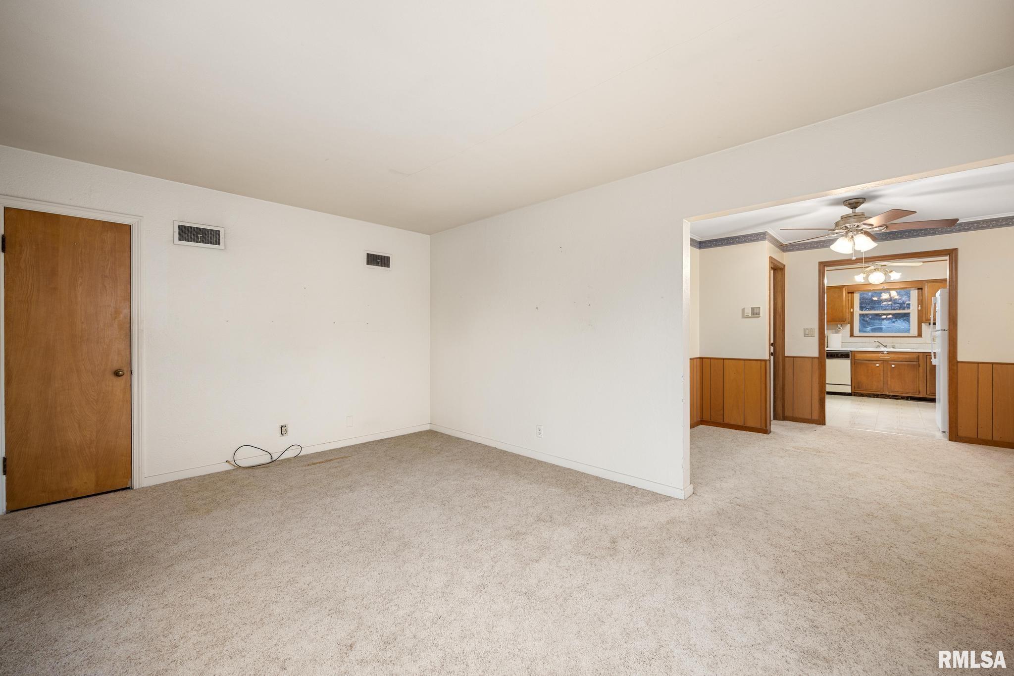 808 West Ridge Road Peoria, IL 61614 - Photo 9 of 33 Gallery Image 9