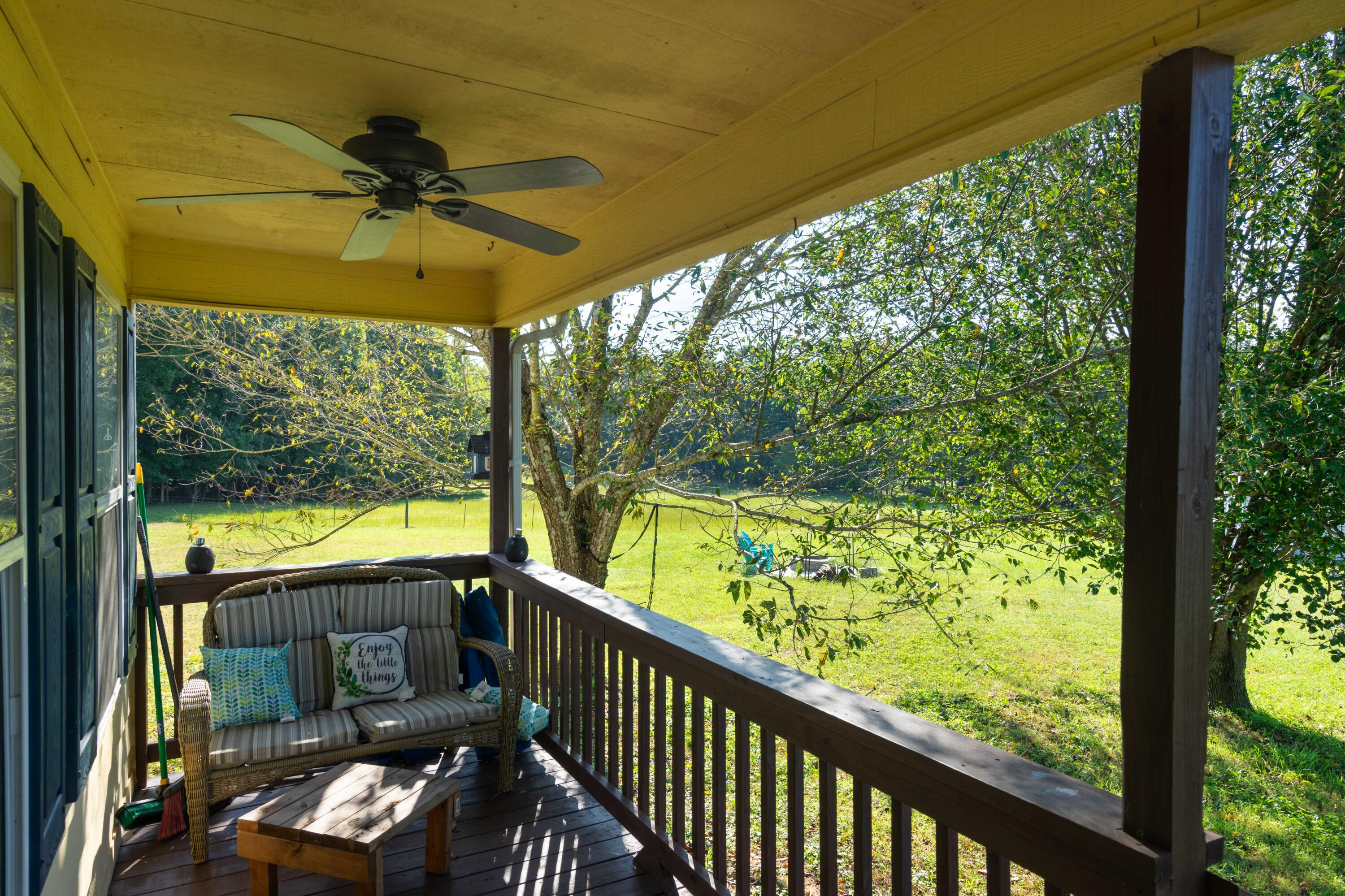 465 Shaver Road Dayton, TN 37321 - Photo 21 of 23 Front Porch