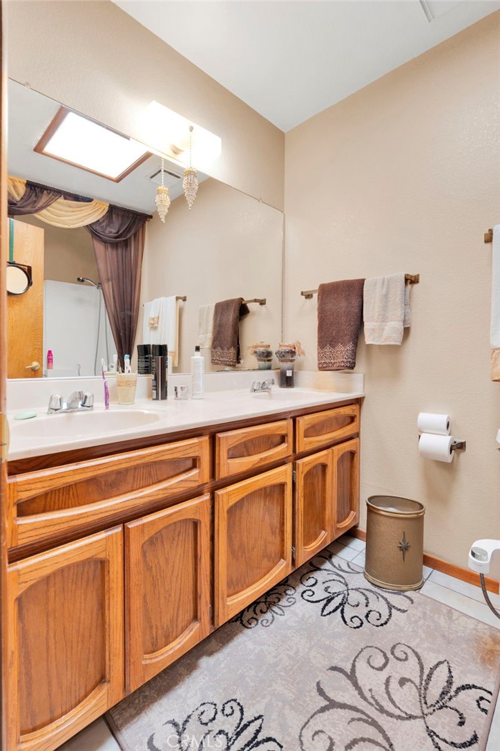 19031 Shoshonee Road Apple Valley, CA 92307 - Photo 20 of 43