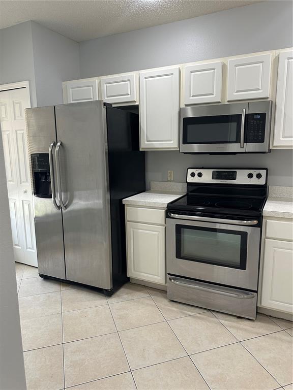8563 Hunters Key Circle Tampa, FL 33647 - Photo 5 of 13