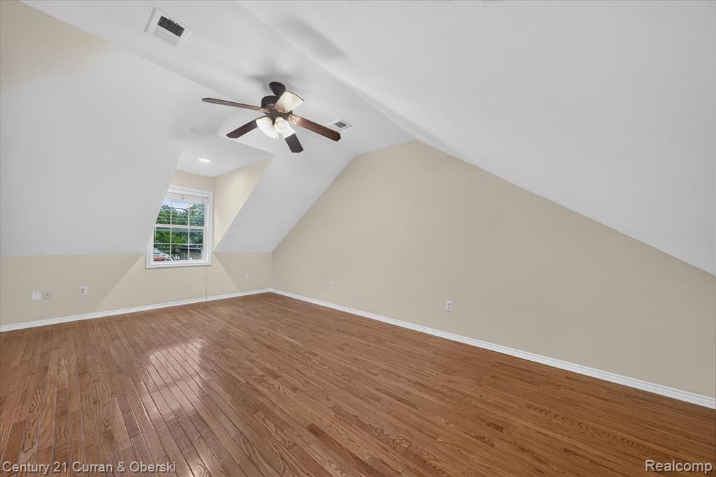 3813 Rochester Road Royal Oak, MI 48073 - Photo 32 of 42