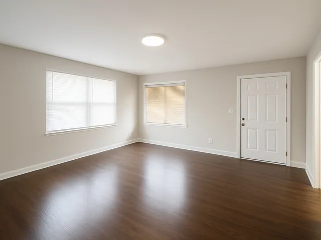 $279,900 | 37684 North Sheridan Road, Beach Park, IL 60087