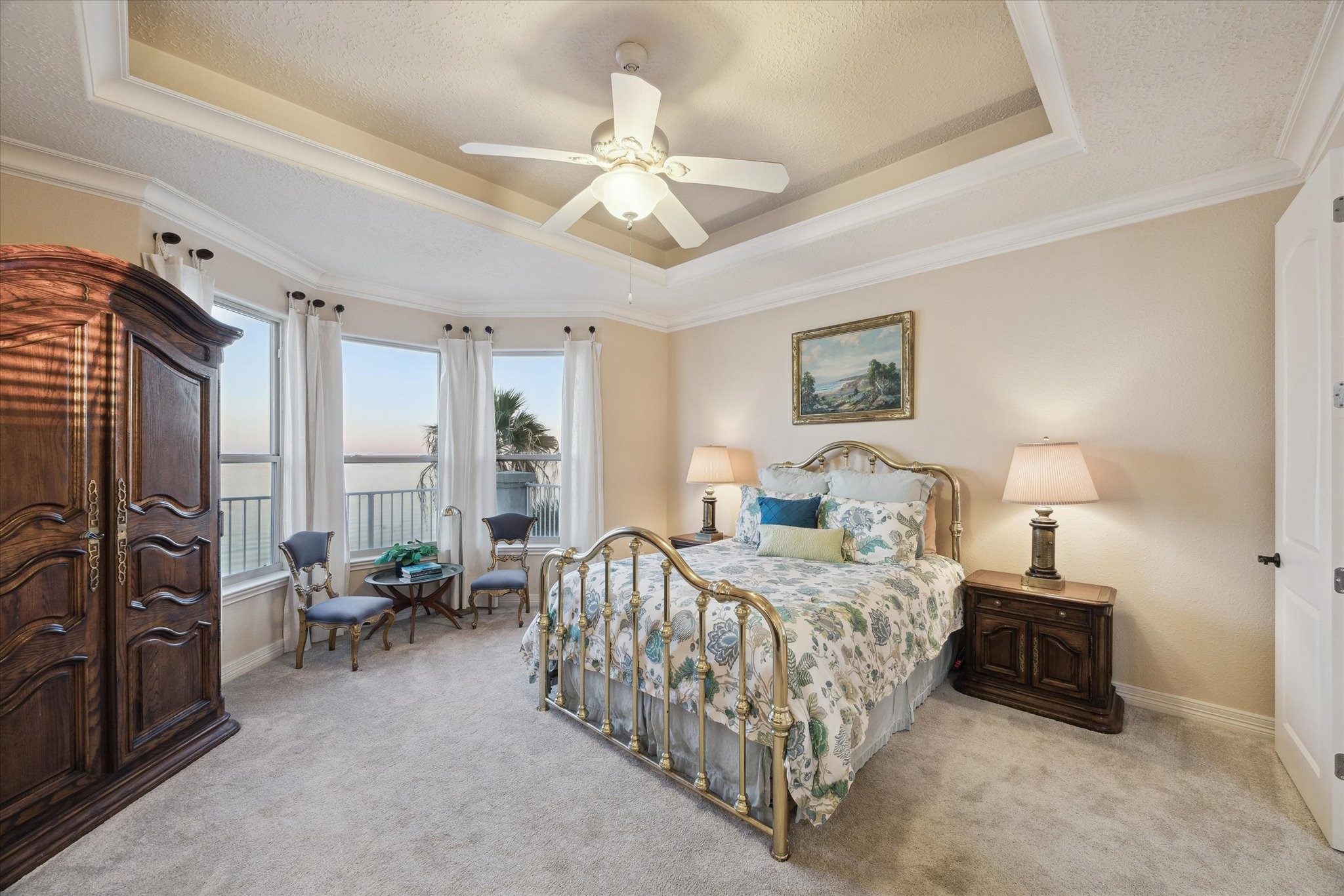 1406 Todville Road Seabrook, TX 77586 - Photo 35 of 49 PRIMARY SUITE WITH COFFERED CEILING AND COVE MOLDING.