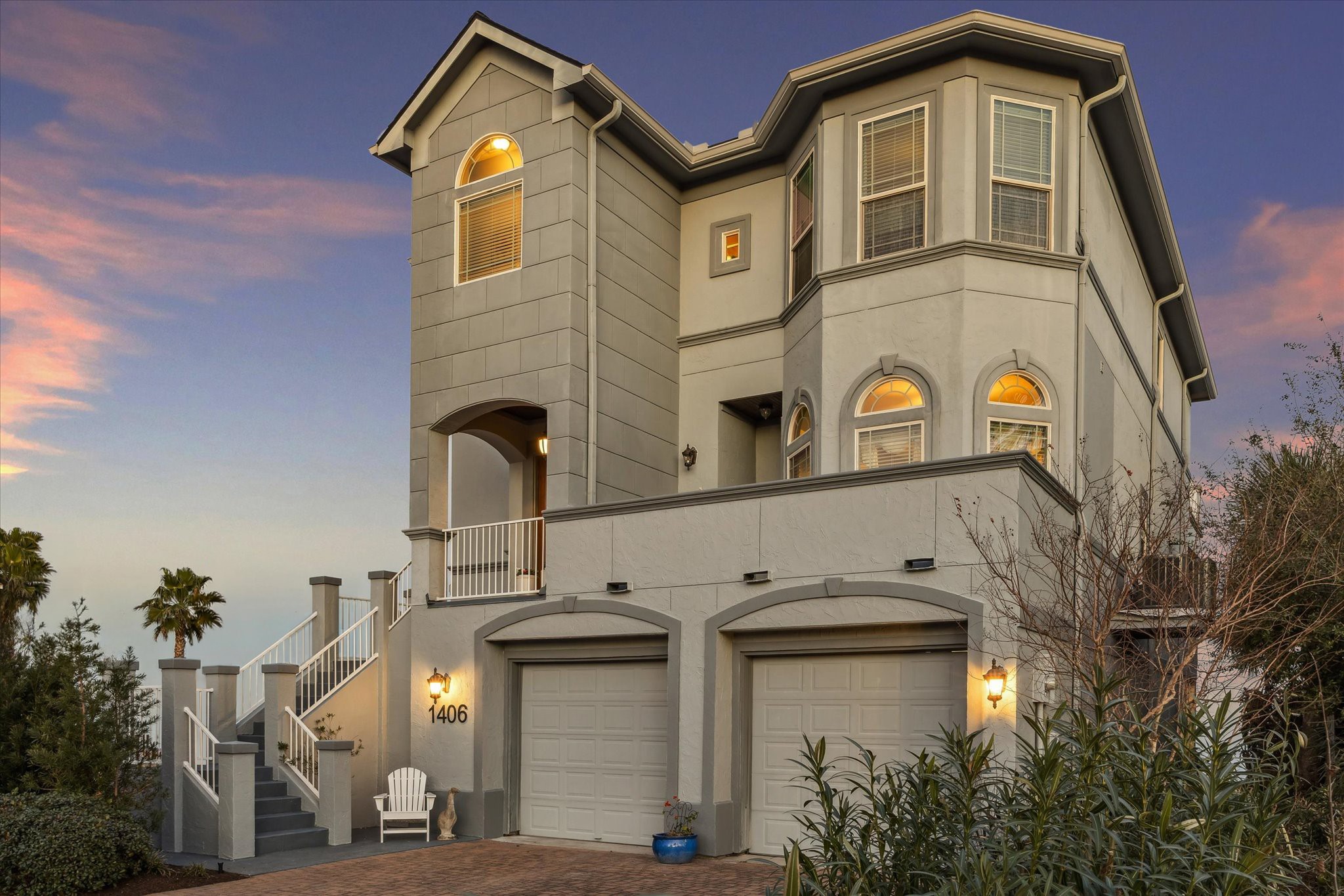 1406 Todville Road Seabrook, TX 77586 - Photo 9 of 49 FRONT ELEVATION AT DUSK.