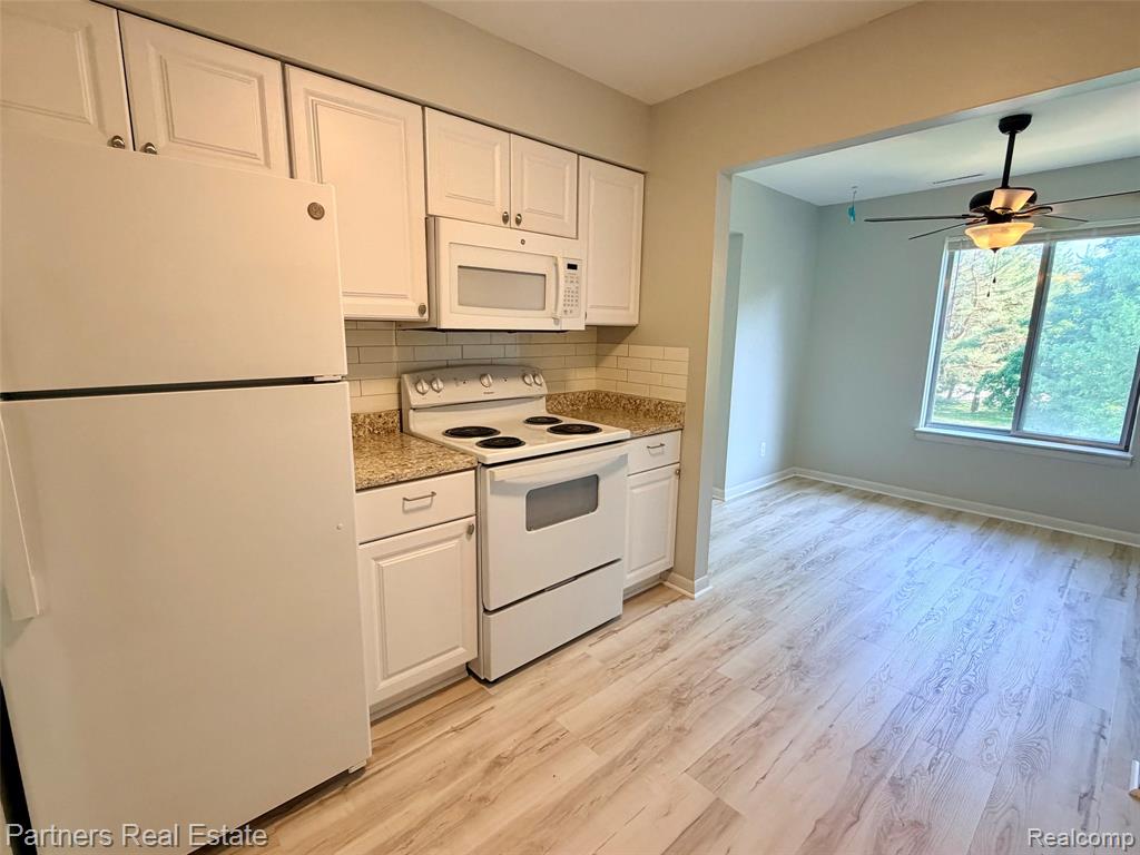 507 West Highland Road, Unit 11 Howell, MI 48843 - Photo 13 of 29