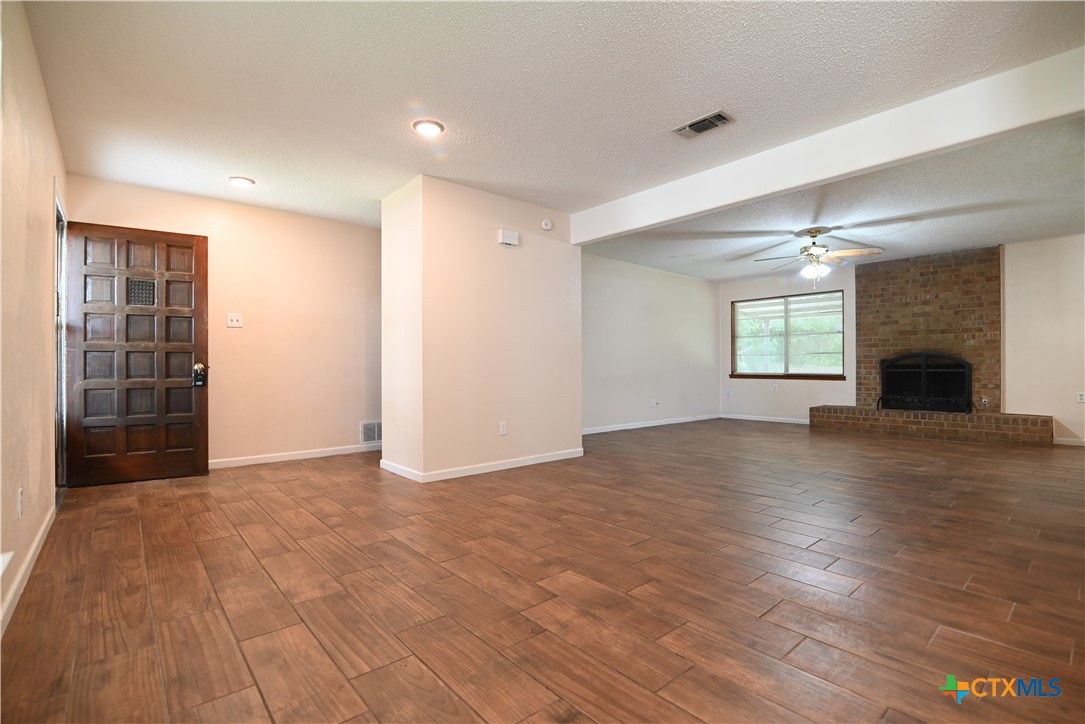 618 Allen Street Copperas Cove, TX 76522 - Photo 8 of 31 View from dining room
