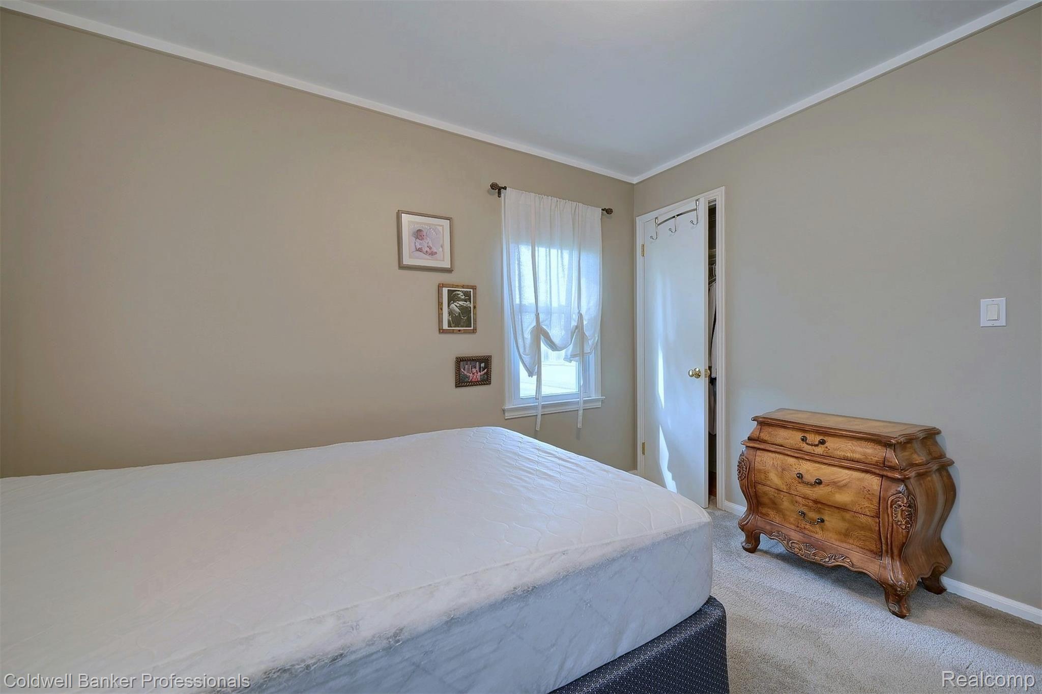 3433 Chester Road Royal Oak, MI 48073 - Photo 12 of 25 Master bedroom 2