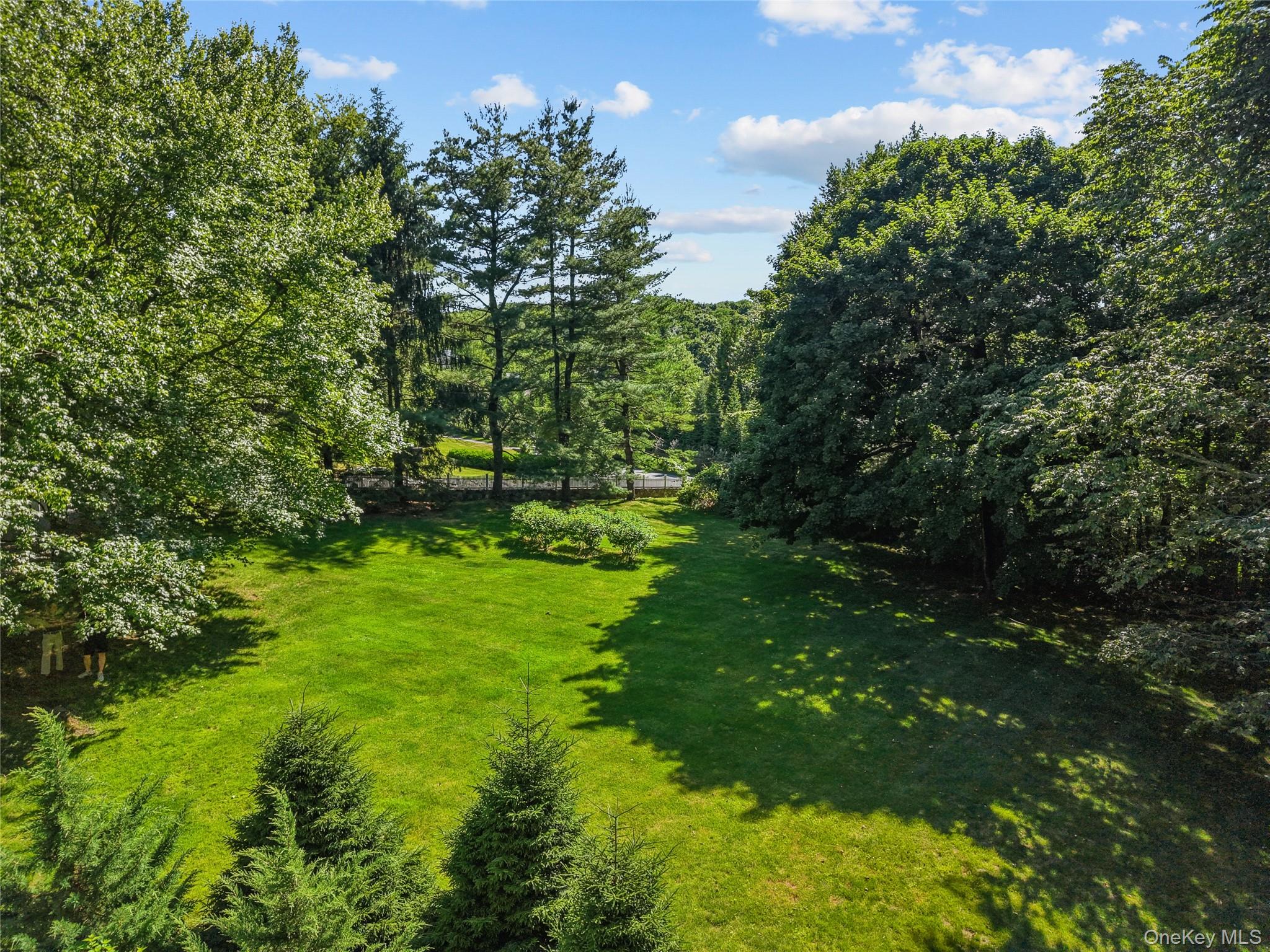 18 Oregon Road Bedford Corners, NY 10549 - Photo 32 of 33