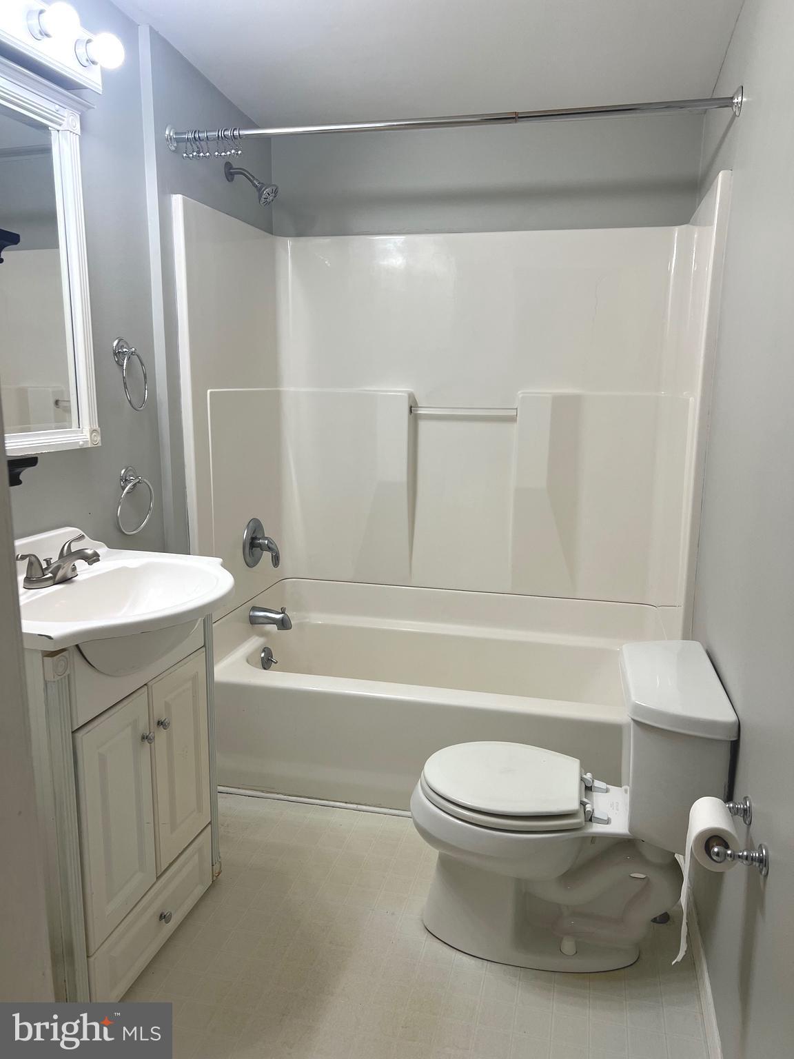 21 North Summit Avenue, Unit A Pitman, NJ 08071 - Photo 17 of 19