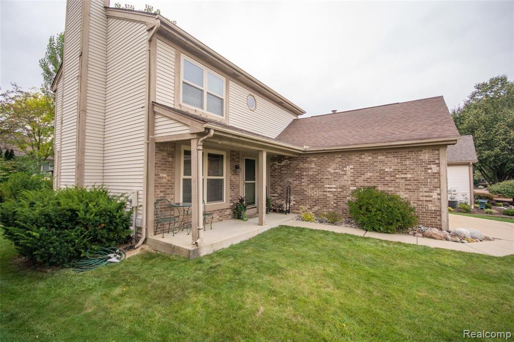 1491 Colony Drive Rochester Hills, MI 48307 - Photo 2 of 32