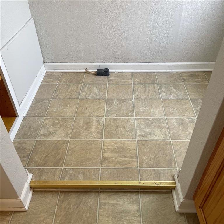 300 9th Street Warrensburg, MO 64093 - Photo 19 of 21