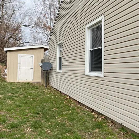 $160,000 | 300 9th Street, Warrensburg, MO 64093