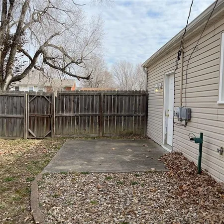 $160,000 | 300 9th Street, Warrensburg, MO 64093