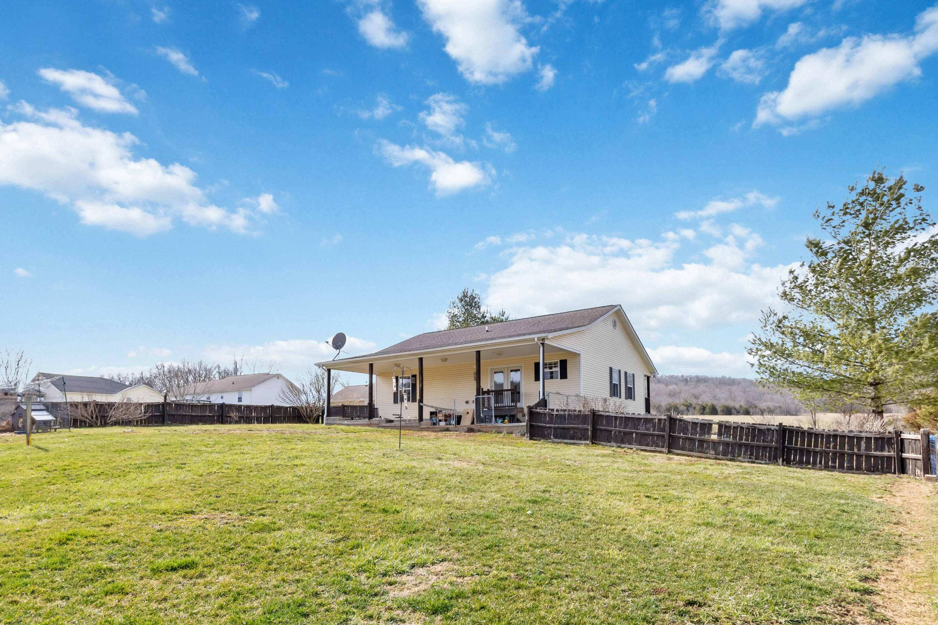 1545 Blaze Valley Road Somerset, KY 42501 - Photo 24 of 34 004