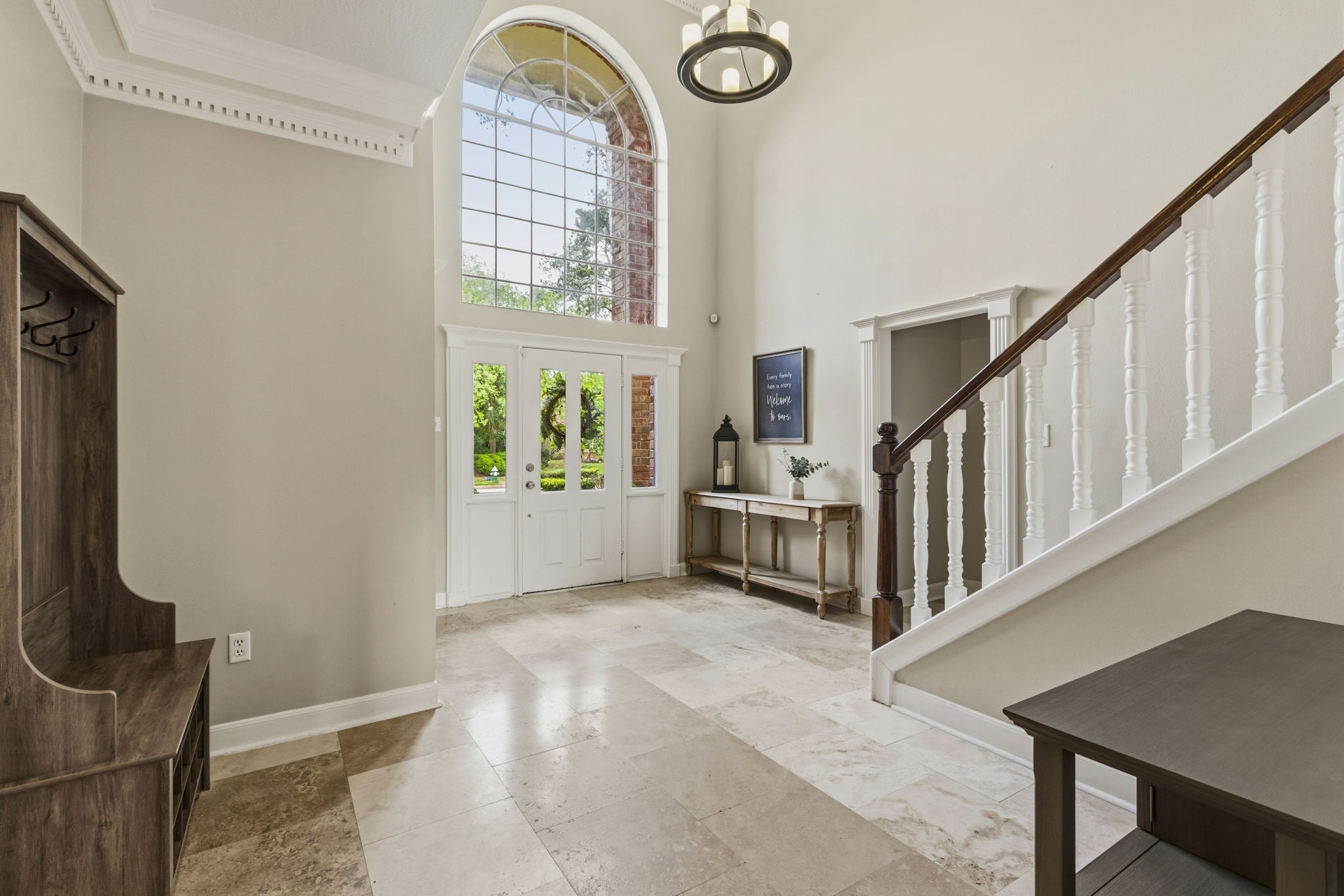 17618 Hidden Forest Drive Spring, TX 77379 - Photo 7 of 49 A few from the entry toward the front door.