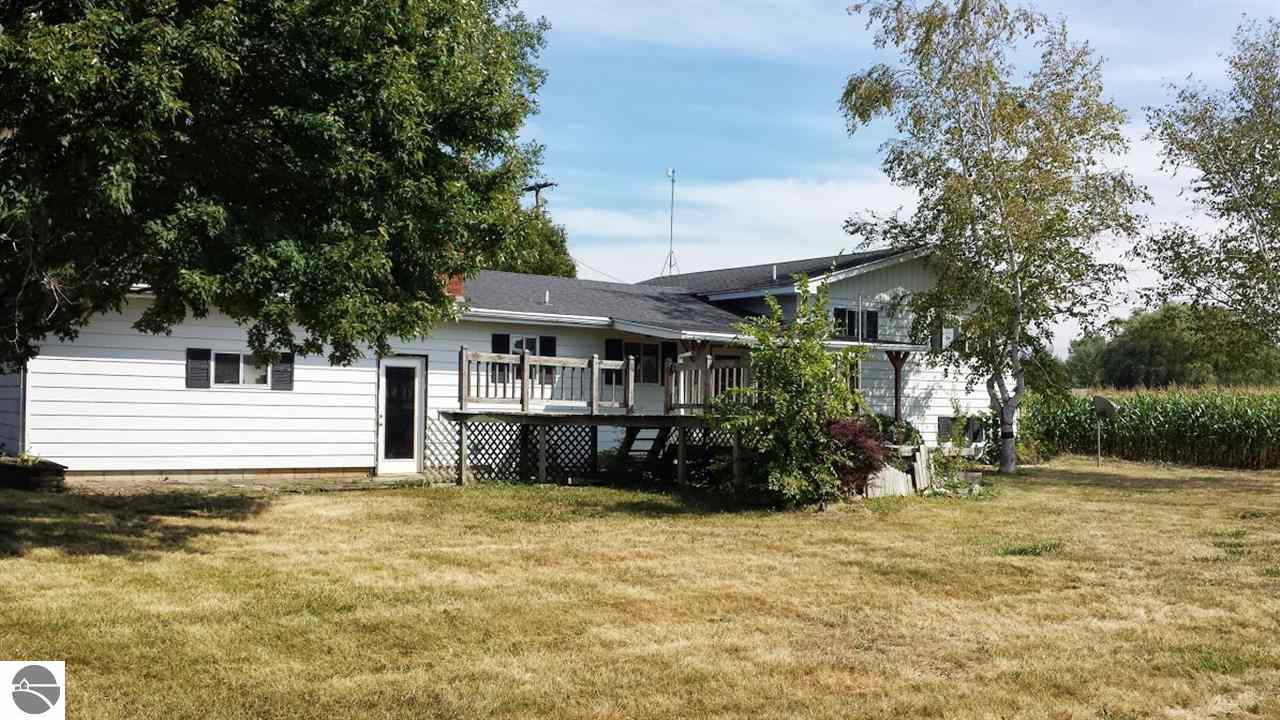 5476 Eight Mile Road Bentley, MI 48613 - Photo 5 of 5 1775556-4.JPG