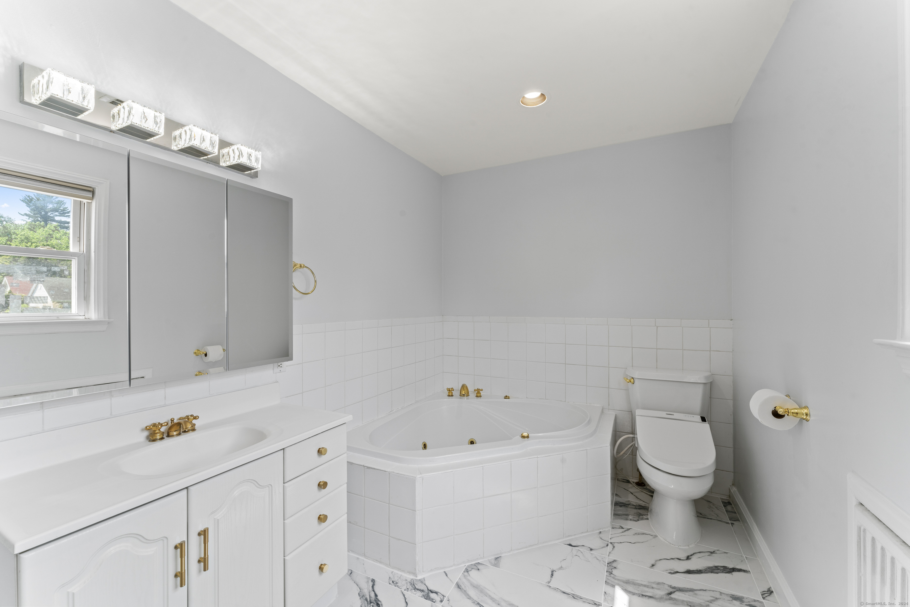 112 4th Street Stamford, CT 06905 - Photo 21 of 40