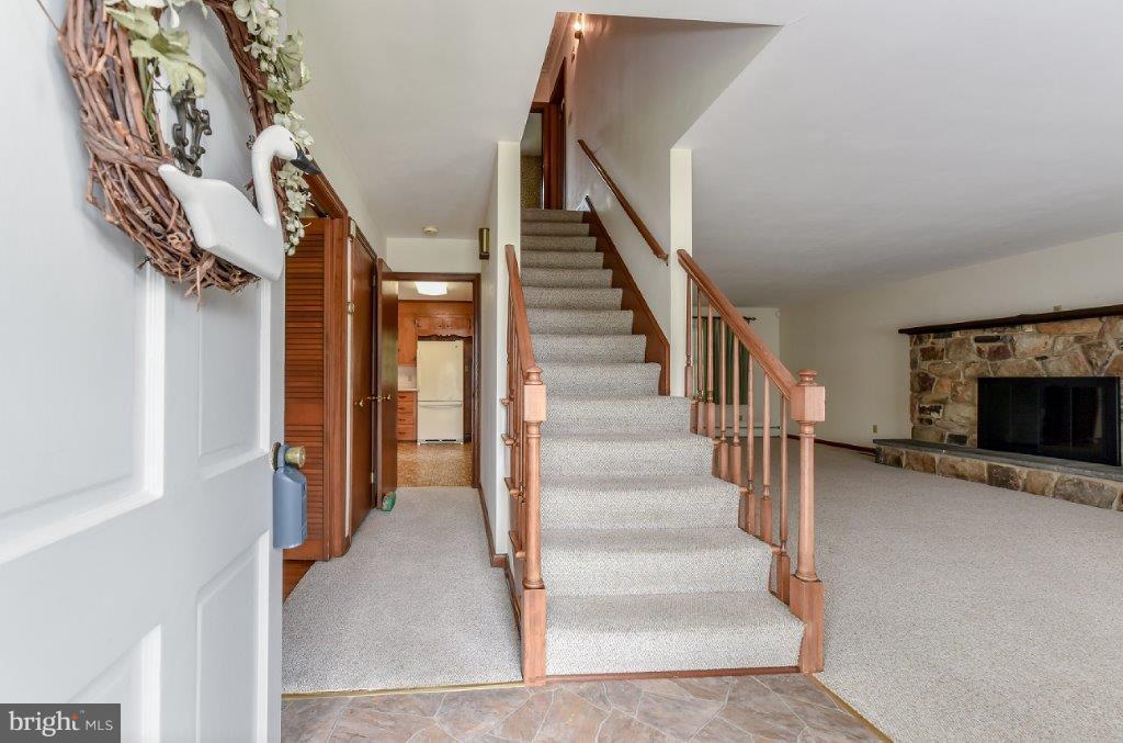 206 Friendship Road Elkton, MD 21921 - Photo 2 of 30 Well-built 4 Bedrooms 2.5 Baths Colonial Home