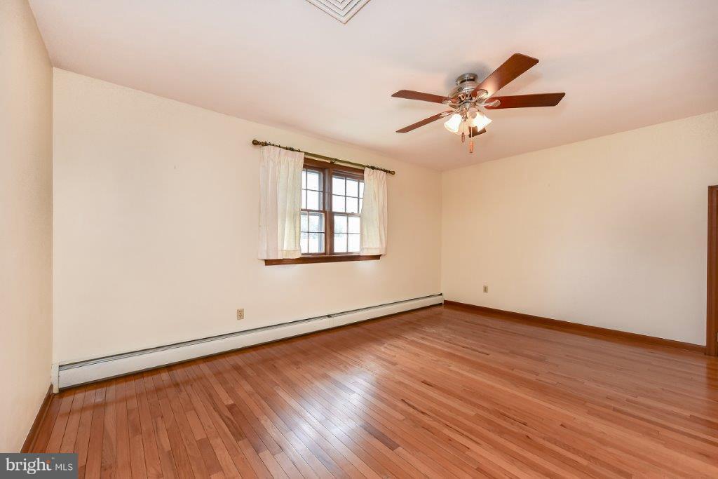 206 Friendship Road Elkton, MD 21921 - Photo 22 of 30 Bedroom 2 of 3