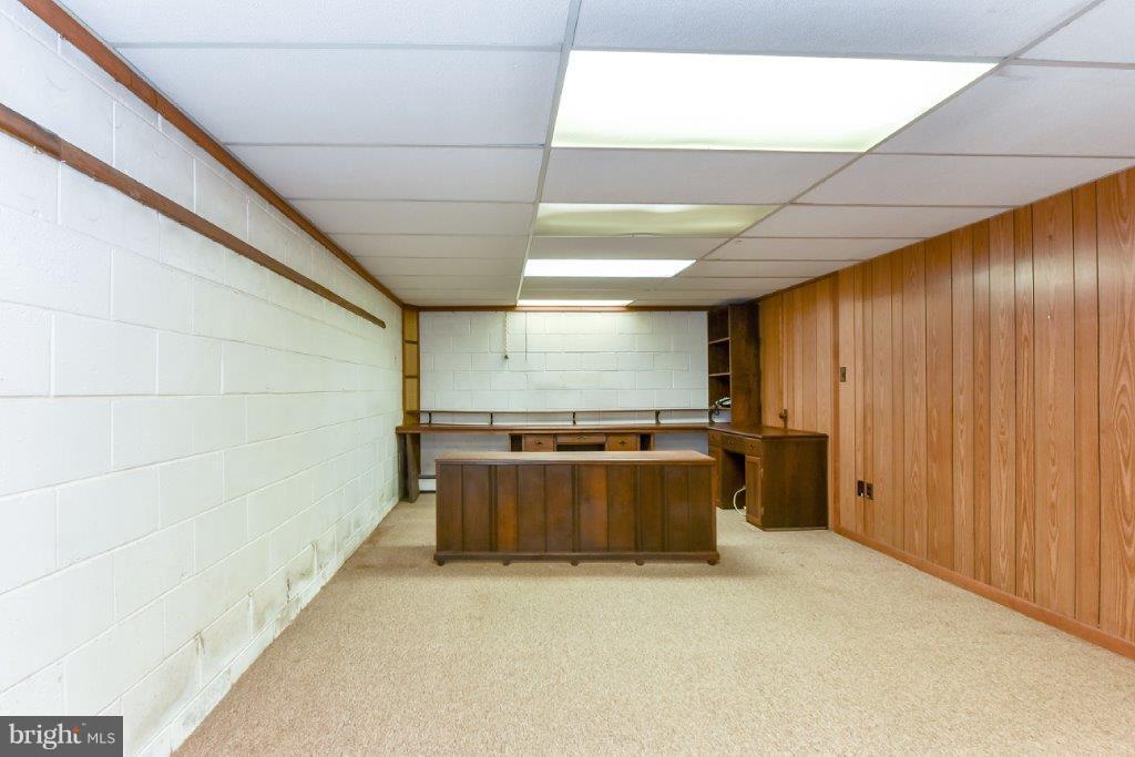206 Friendship Road Elkton, MD 21921 - Photo 24 of 30 Lots of Light in Office. Furniture Conveys.