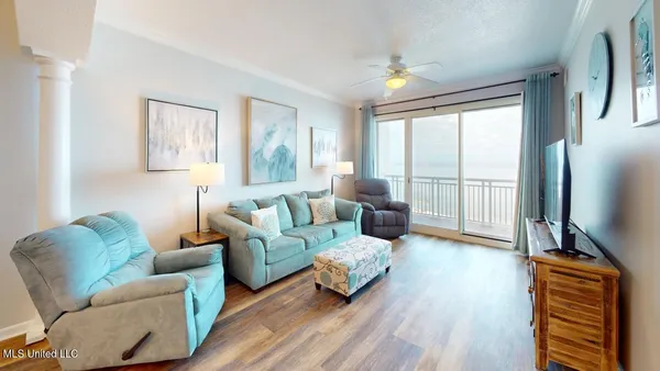 $2,995 | 2228 Beach Drive, Unit 704, Gulfport, MS 39507