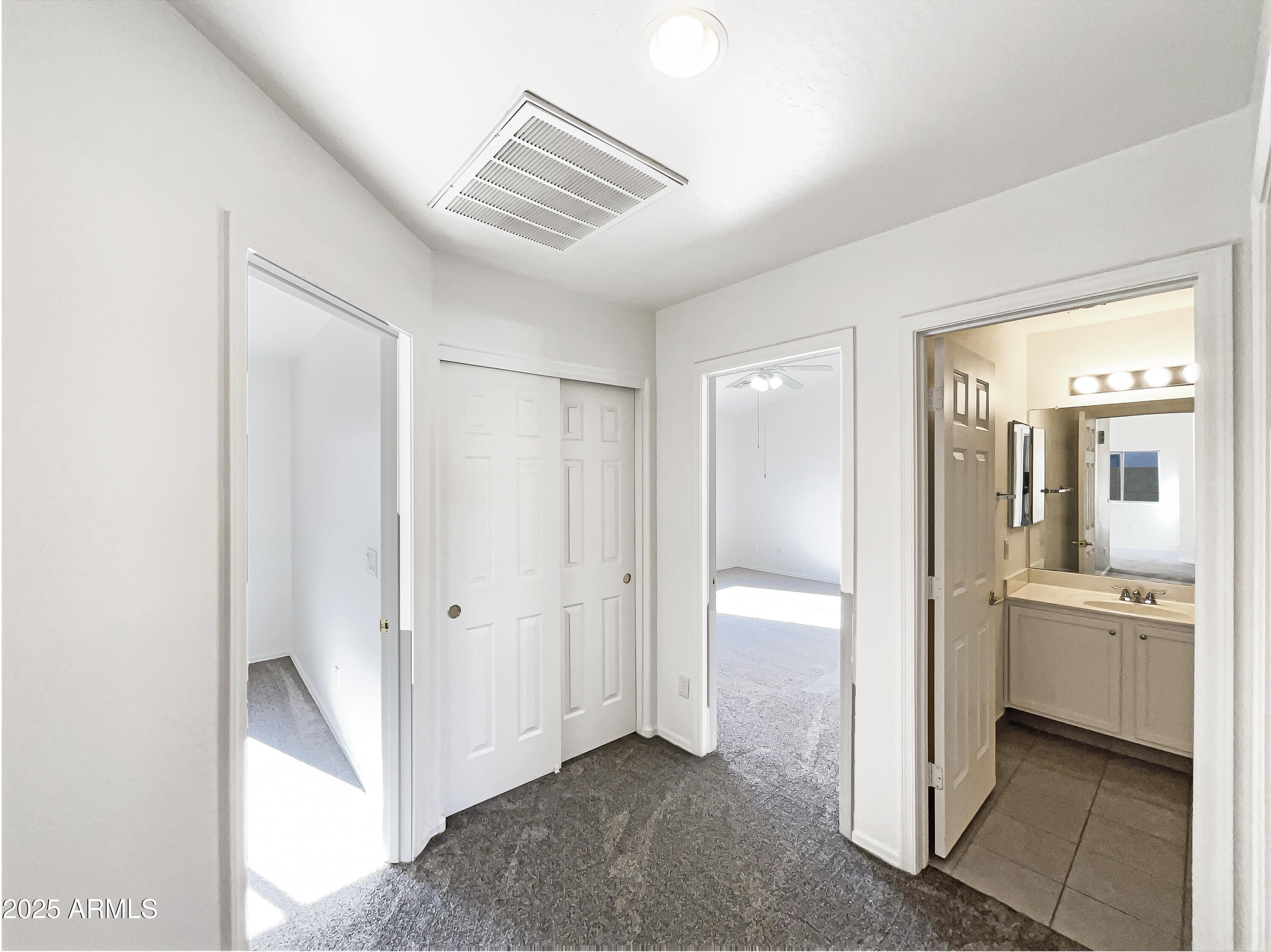 1213 West Darrel Road Phoenix, AZ 85041 - Photo 12 of 21 listing_11