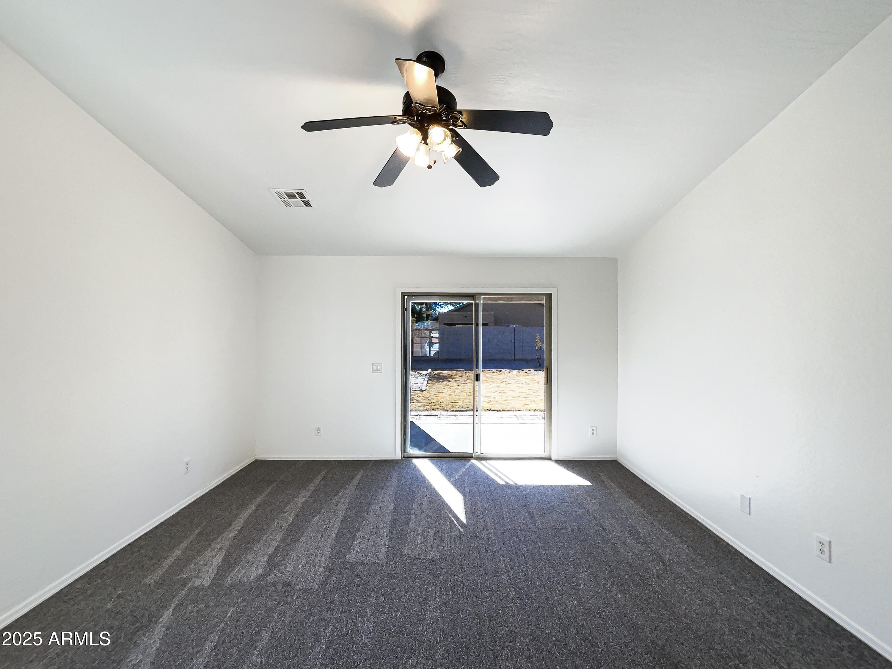 1213 West Darrel Road Phoenix, AZ 85041 - Photo 3 of 21 listing_2