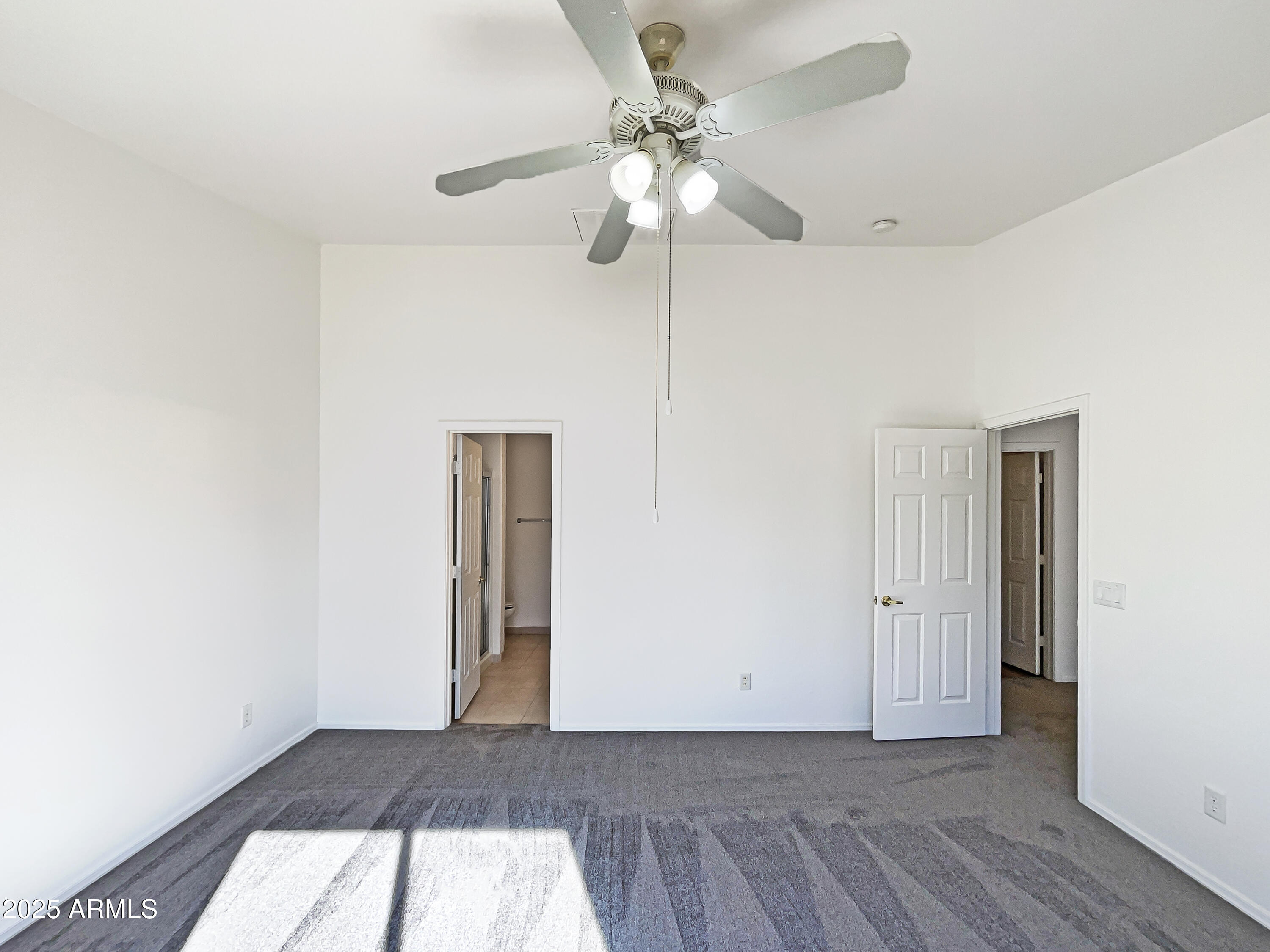1213 West Darrel Road Phoenix, AZ 85041 - Photo 5 of 21 listing_4