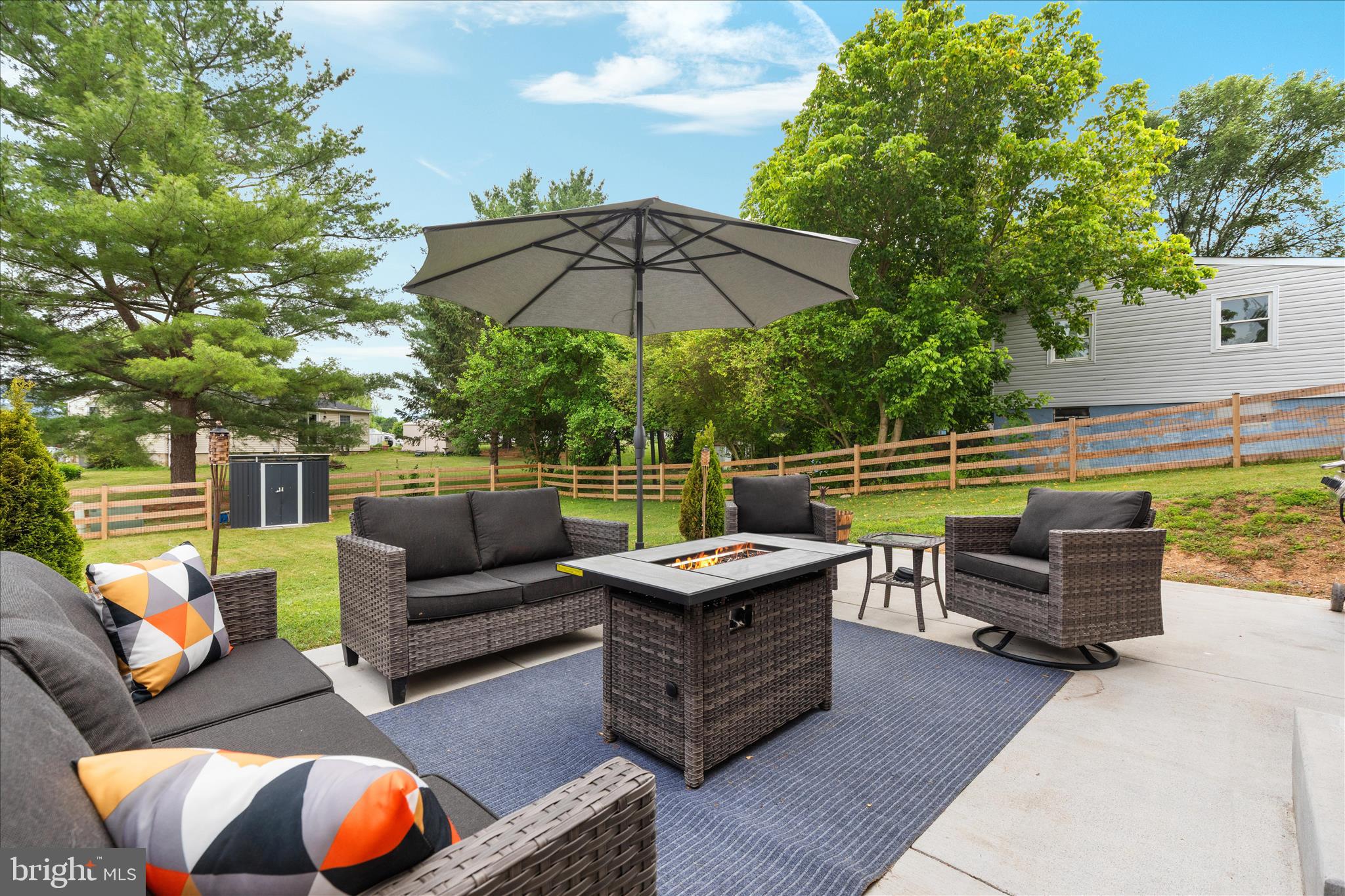 5848 Cardinal Street Mount Jackson, VA 22842 - Photo 22 of 43 Rear patio for entertaining