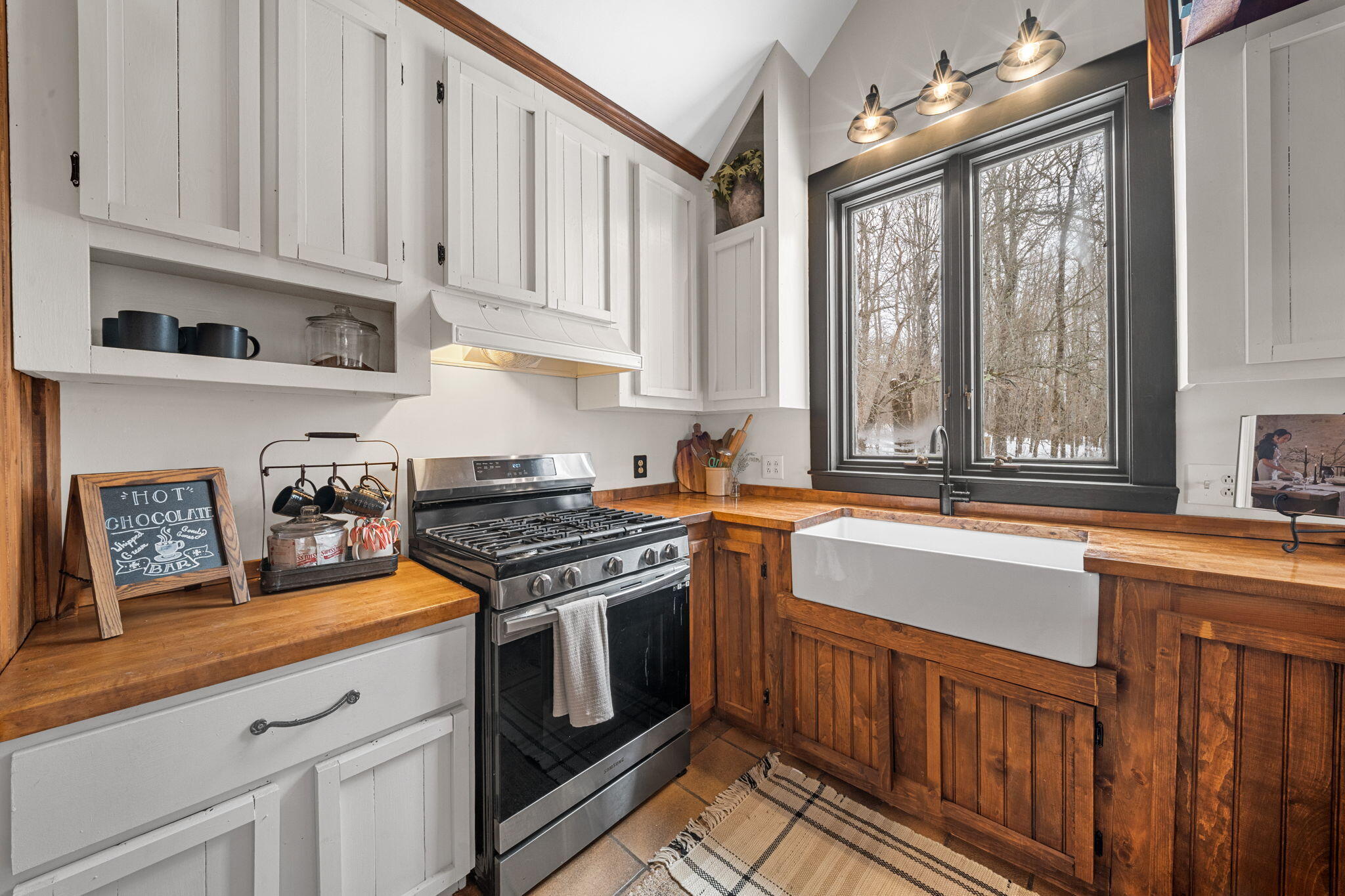 406 Pinnacle Road Canaan, ME 04924 - Photo 11 of 30 Updated Kitchen