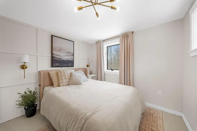 $395,000 | 406 Pinnacle Road, Canaan, ME 04924