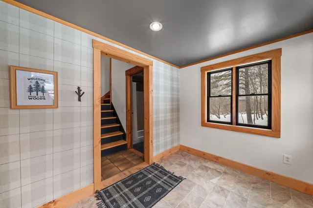 $395,000 | 406 Pinnacle Road, Canaan, ME 04924