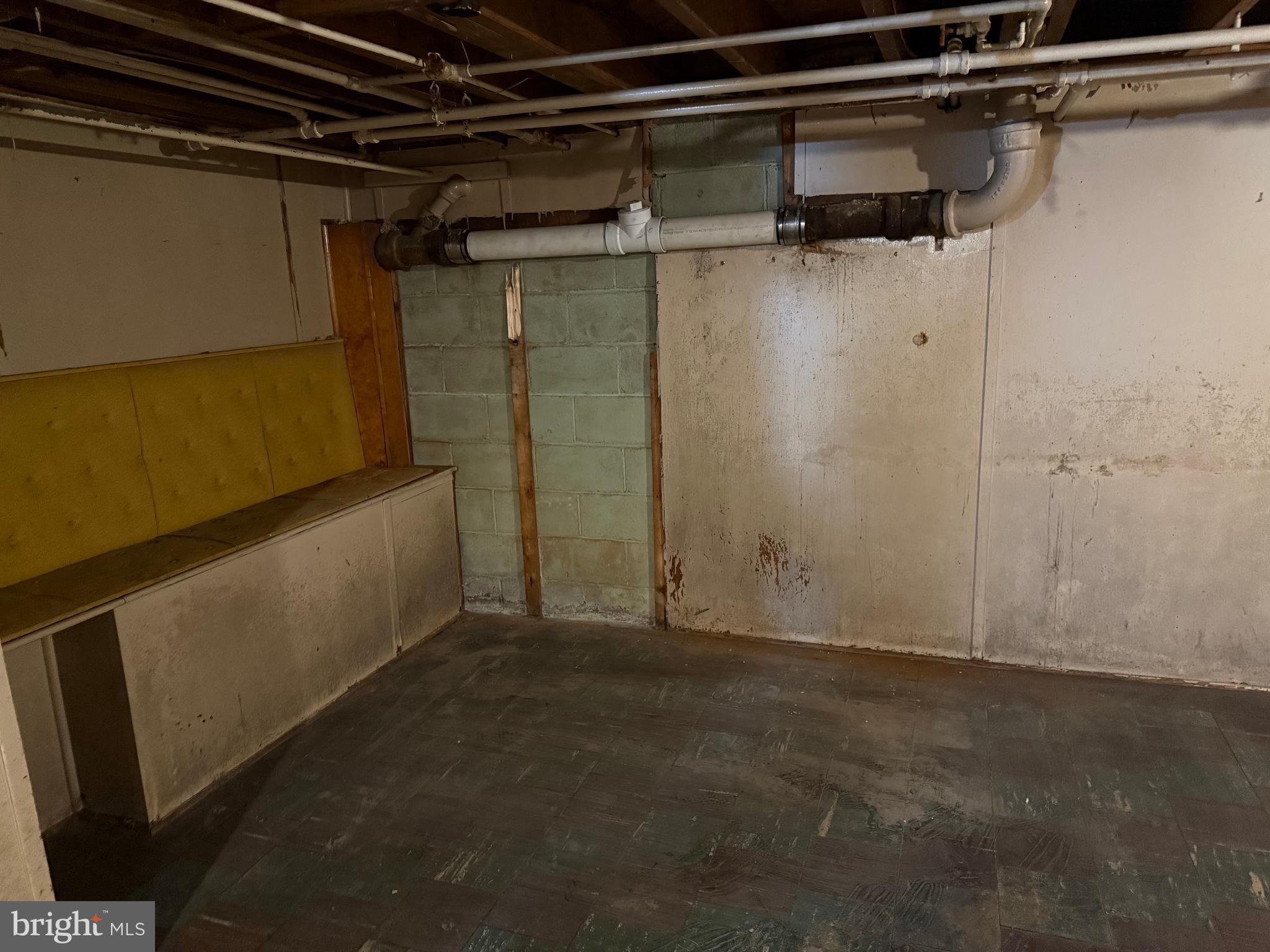 17 Wayne Road Bridgeton, NJ 08302 - Photo 46 of 49 a view of utility room