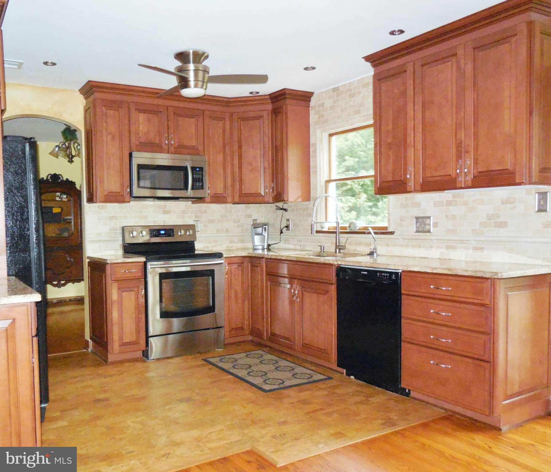 4103 Spring View Drive Jefferson, MD 21755 - Photo 3 of 30 Kitchen