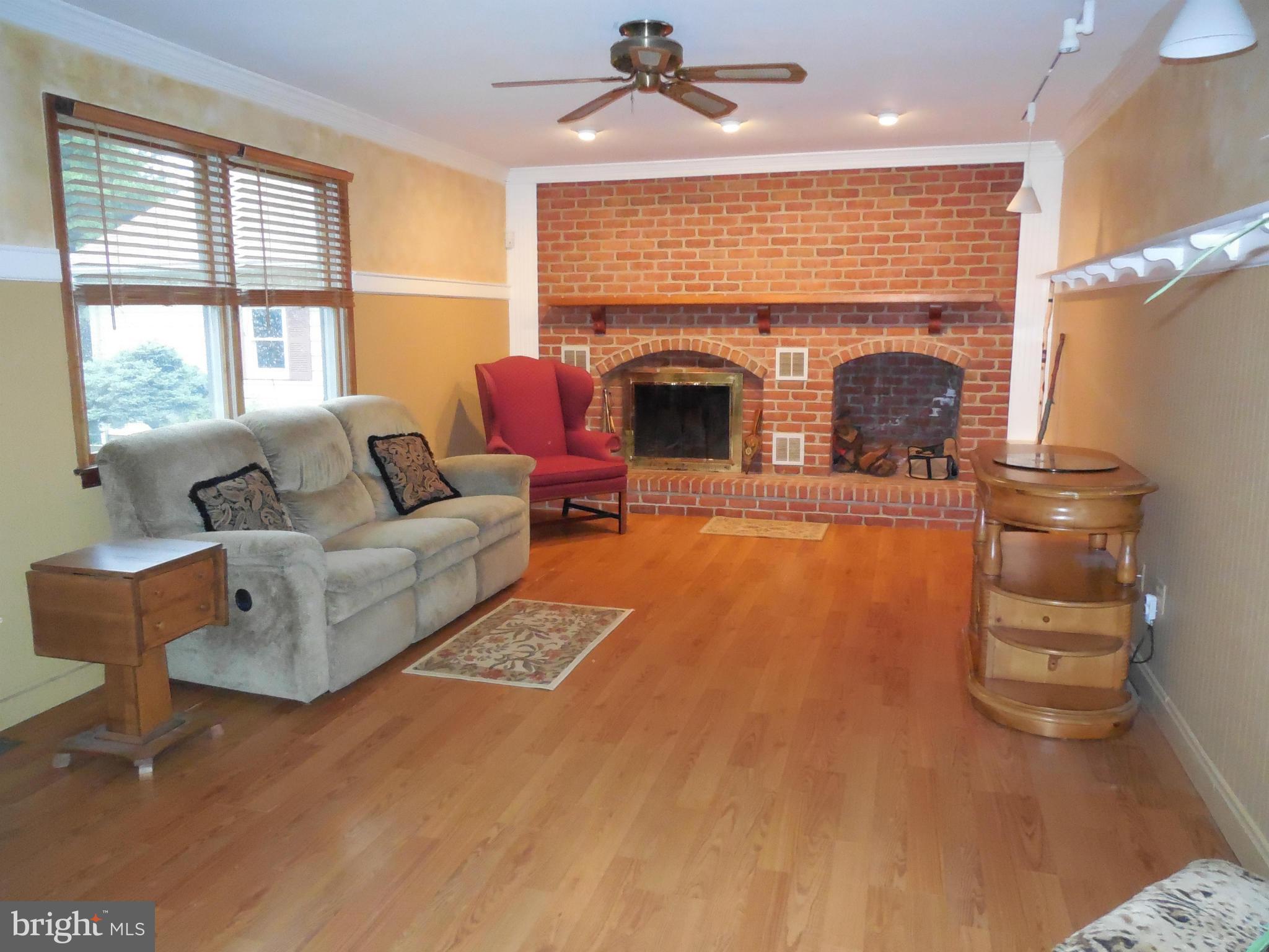 4103 Spring View Drive Jefferson, MD 21755 - Photo 4 of 30 Step down Family Room