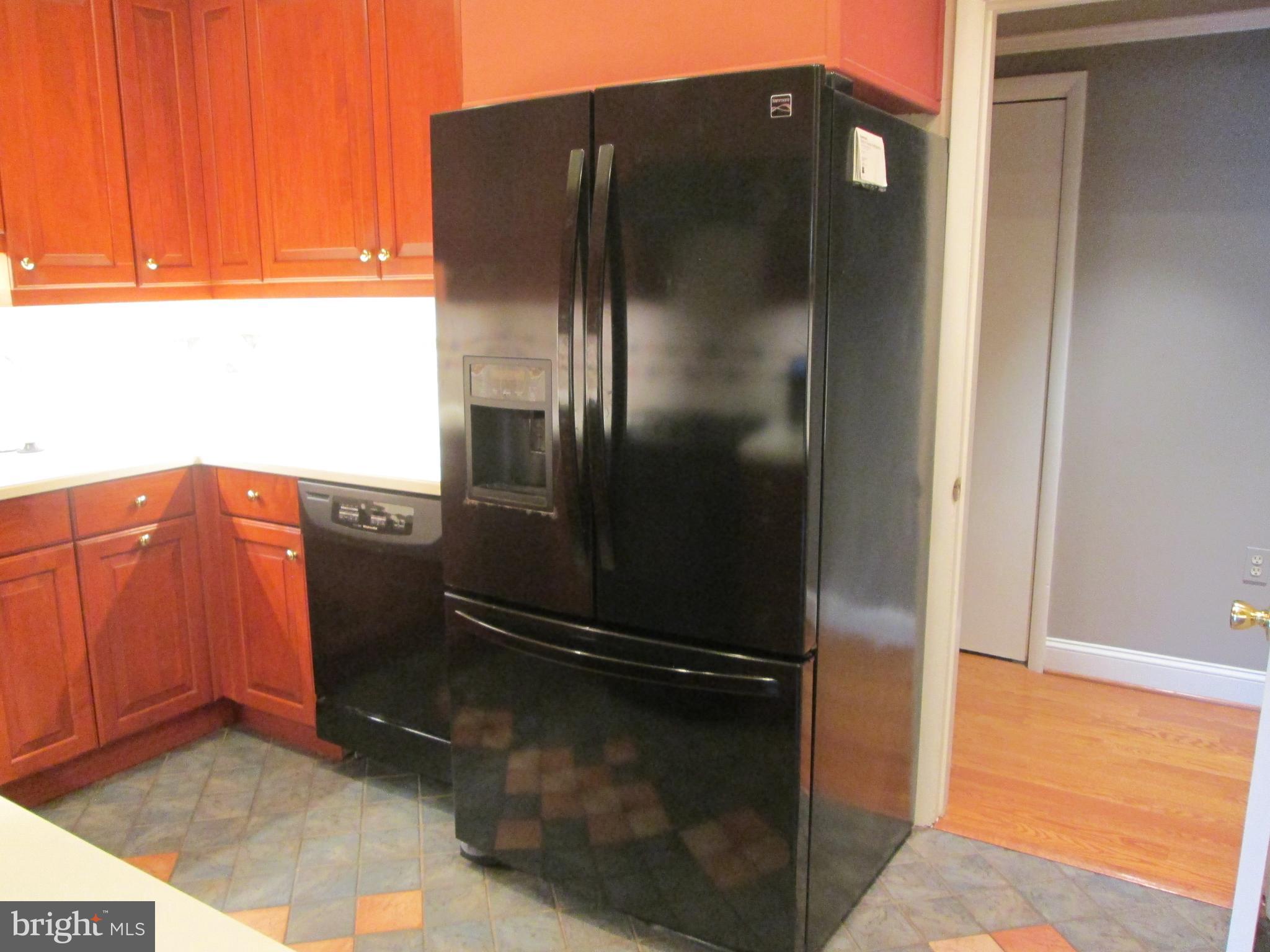 117 Cross Keys Road, Unit R117A Baltimore, MD 21210 - Photo 8 of 17 a close view of water heater