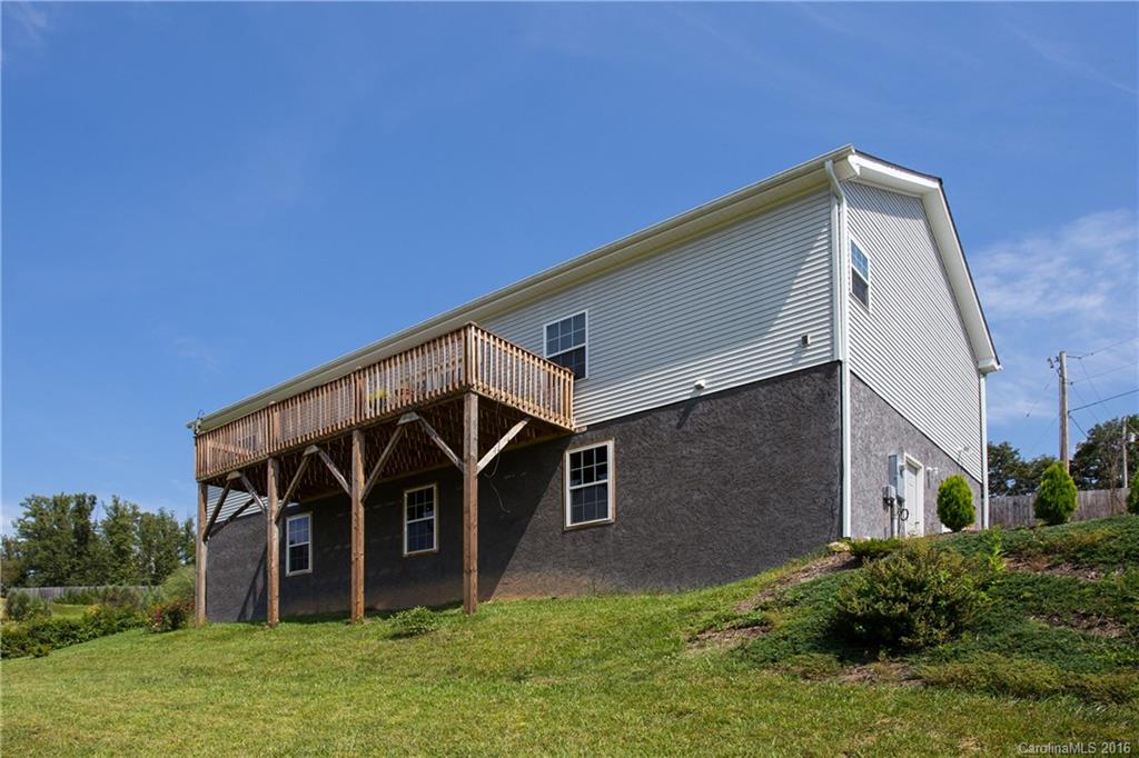 11 Little Oak Road Leicester, NC 28748 - Photo 15 of 19 Gallery Image 15