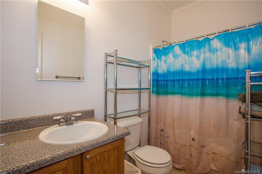 11 Little Oak Road Leicester, NC 28748 - Photo 9 of 19 Gallery Image 9
