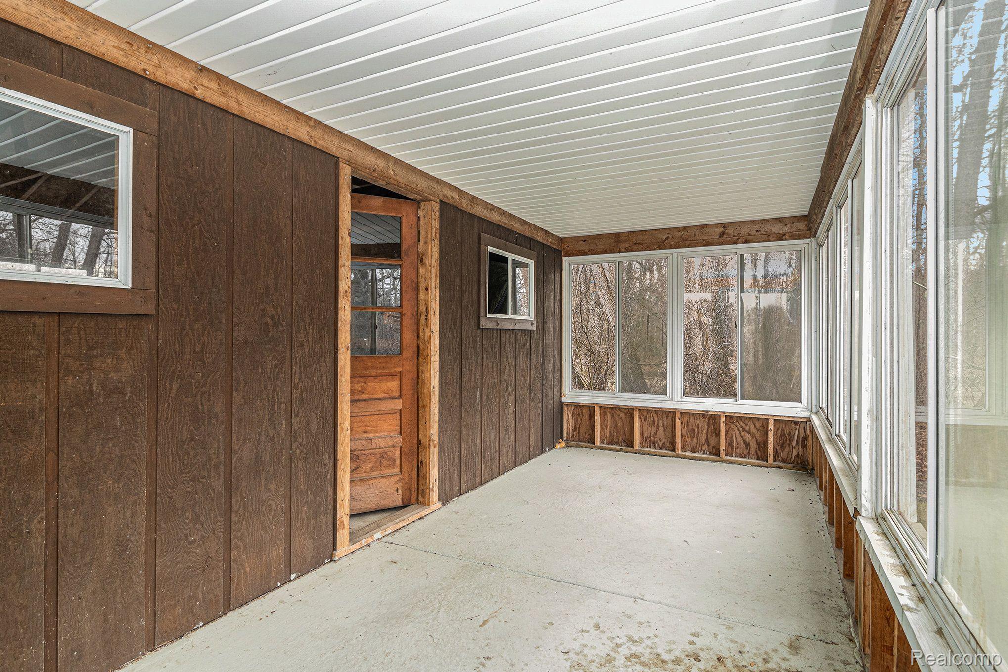 45225 Dunn Road Belleville, MI 48111 - Photo 22 of 29 Gallery Image 22