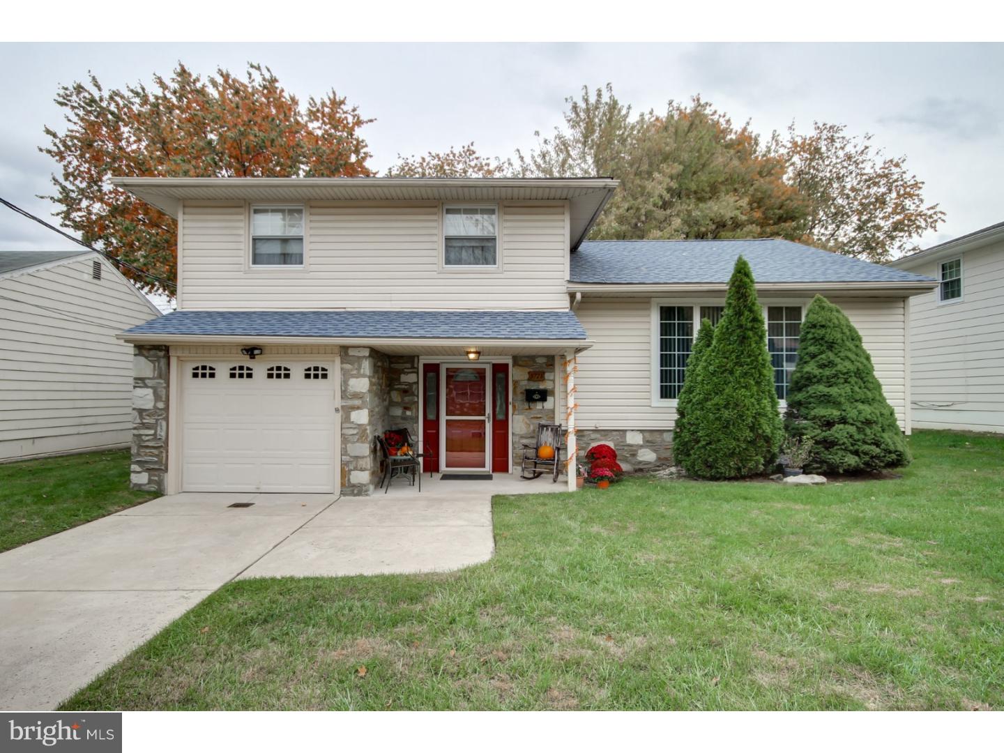 9723 Portis Road Philadelphia, PA 19115 - Photo 1 of 17