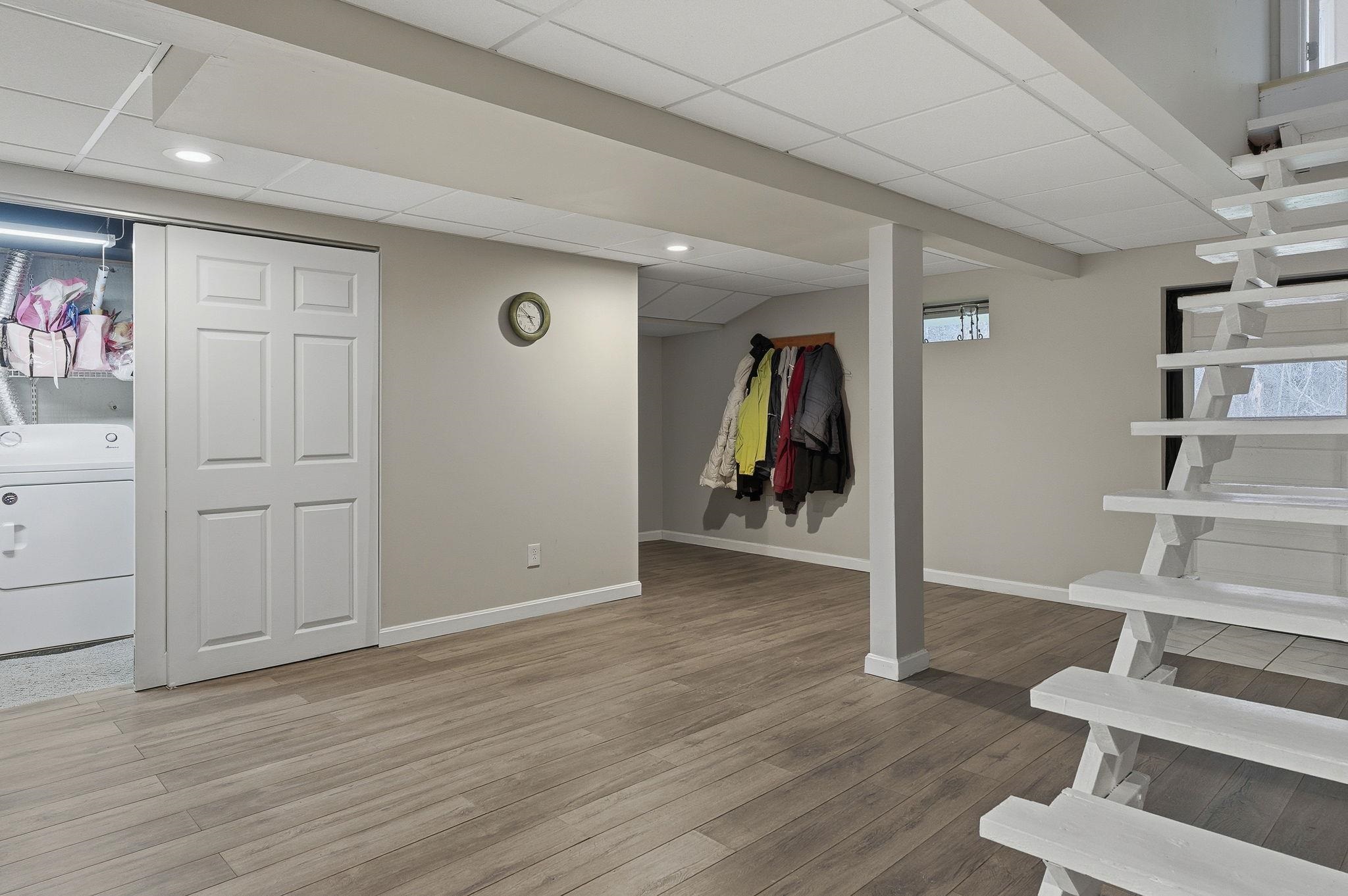 74 Speare Road Hudson, NH 03051 - Photo 27 of 38