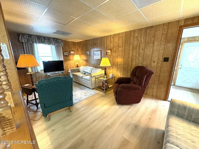 a view of kitchen and dining area with furniture