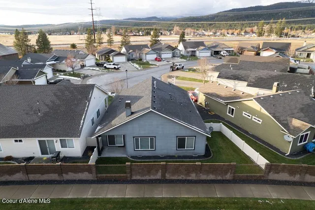 $439,900 | 7942 West Kayak Court, Rathdrum, ID 83858