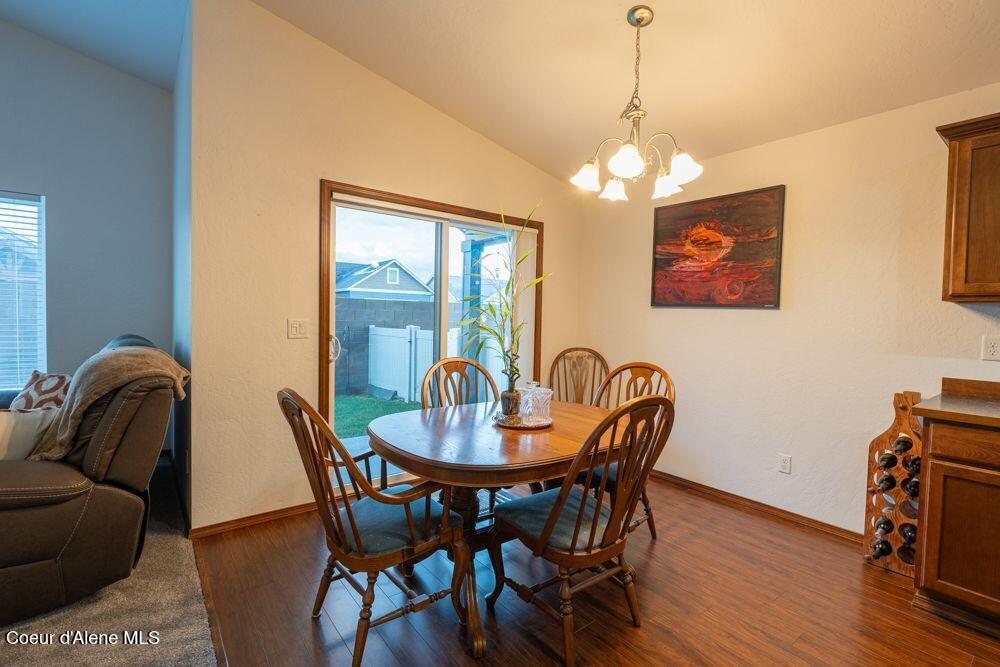 7942 West Kayak Court Rathdrum, ID 83858 - Photo 8 of 23 Dining area