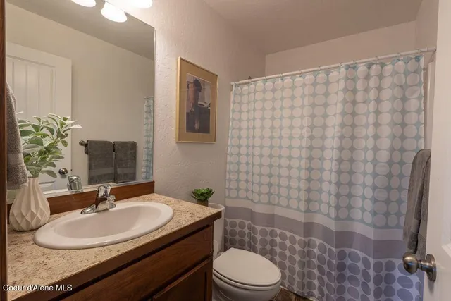 $439,900 | 7942 West Kayak Court, Rathdrum, ID 83858