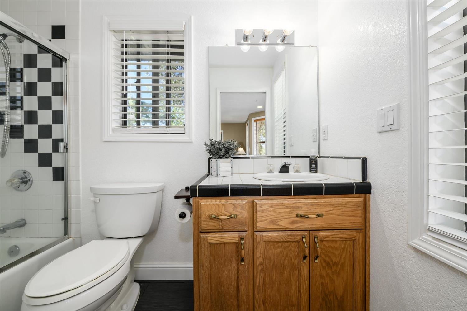 3165 Oakwood Road Cameron Park, CA 95682 - Photo 27 of 55