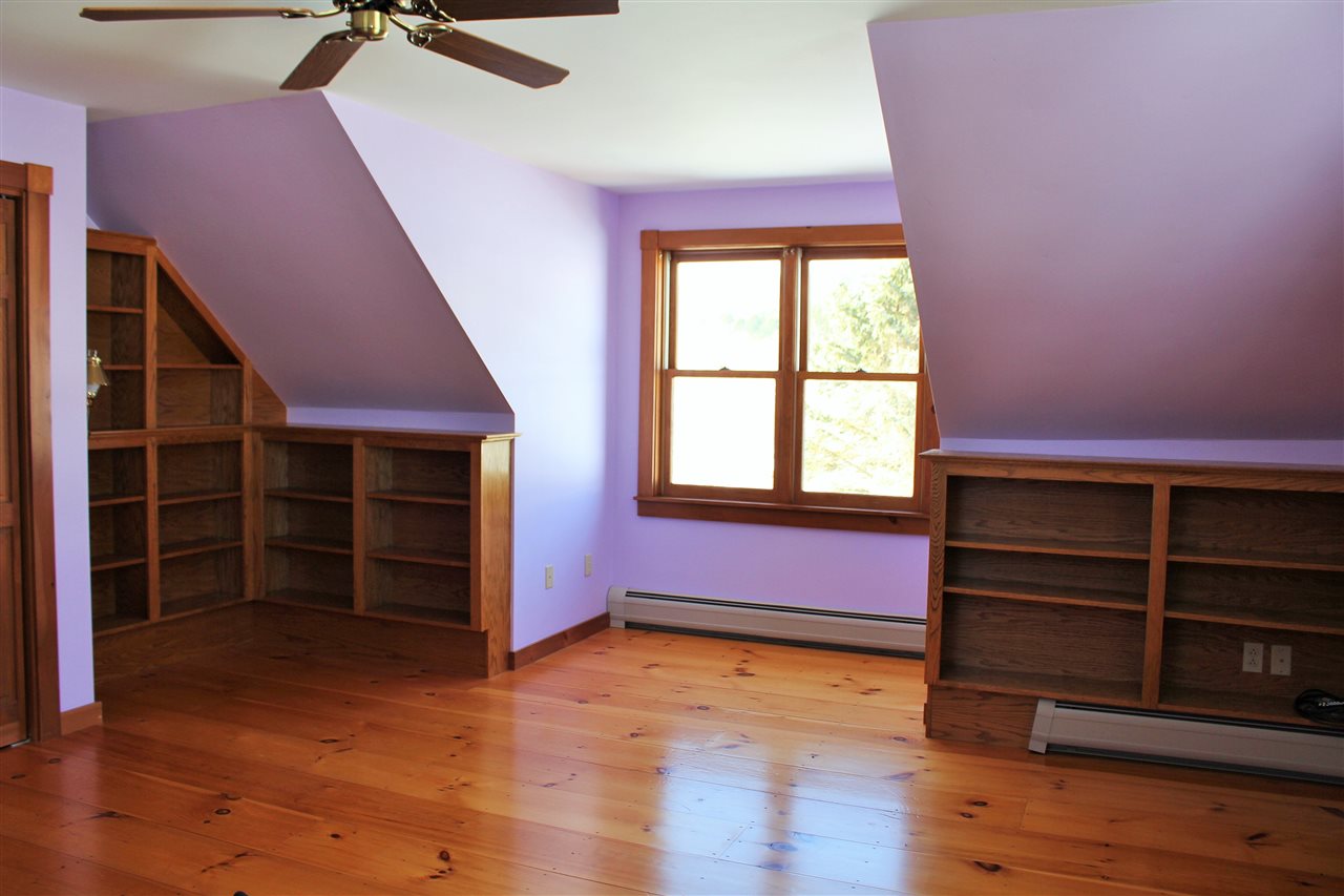 234 Clifford Road Hartford, VT 05001 - Photo 14 of 18 Gallery Image 14