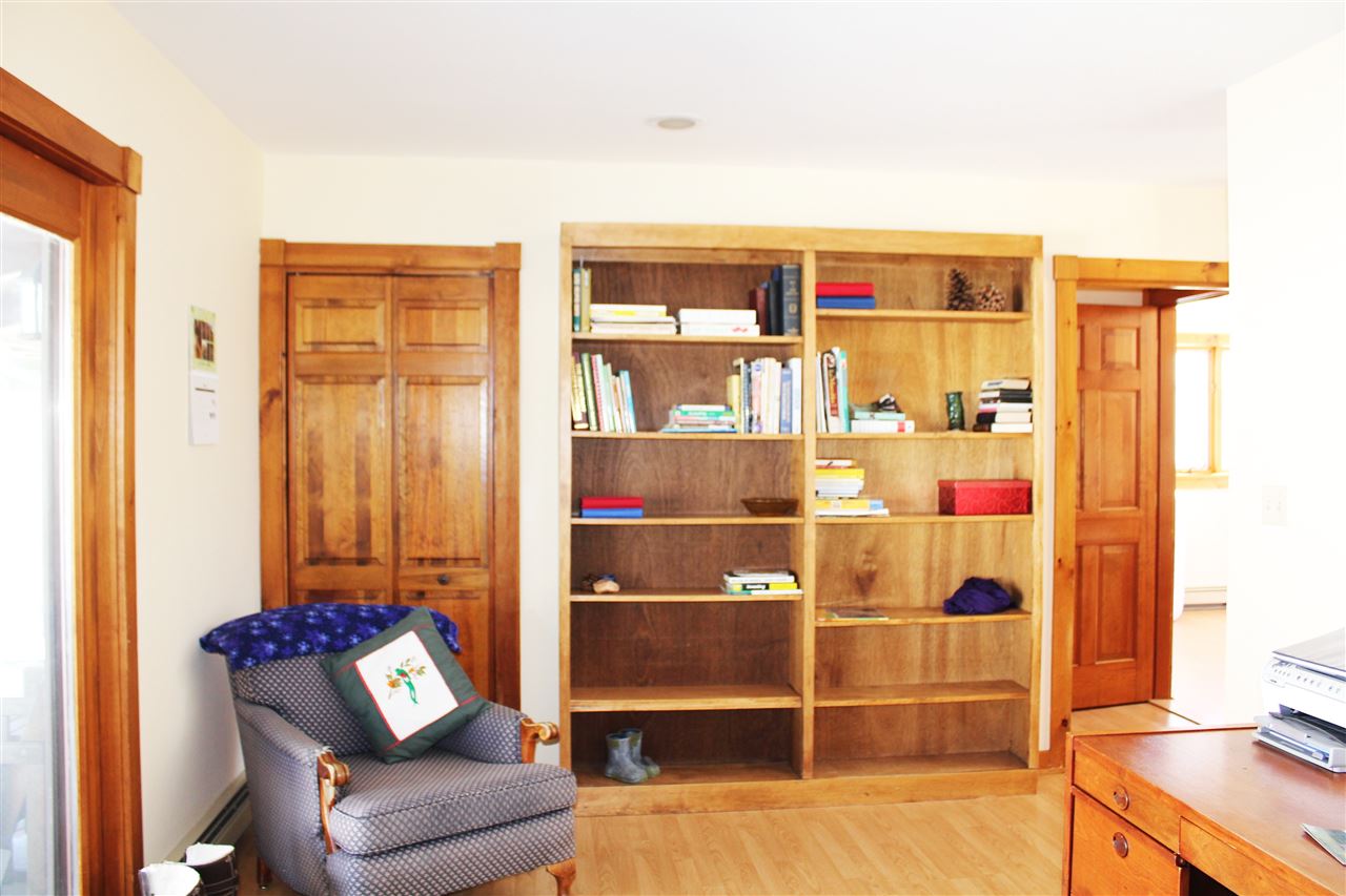 234 Clifford Road Hartford, VT 05001 - Photo 9 of 18 Gallery Image 9