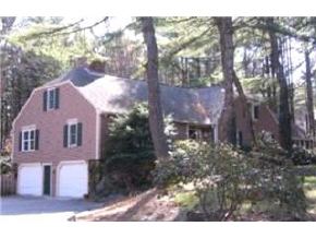 42 Governor Wentworth Road Amherst, NH 03031 - Photo 2 of 5